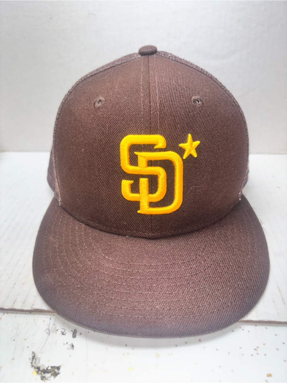 Mens San Diego Padres trucker SnapBack hat